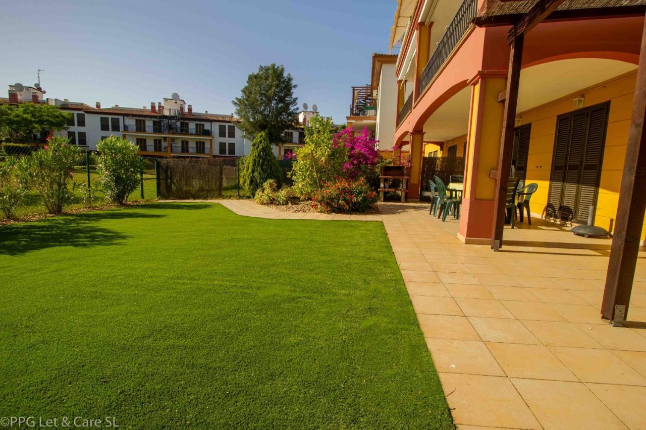 Modern Garden Apartment Ayamonte Exterior photo