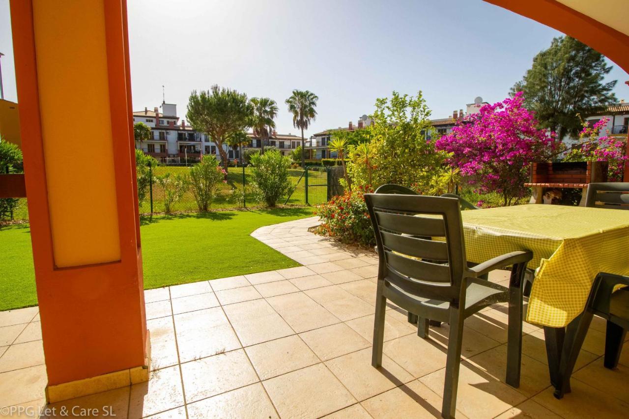 Modern Garden Apartment Ayamonte Exterior photo